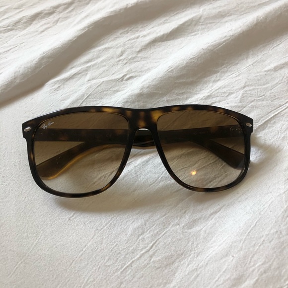 Ray-Ban Accessories - Ray ban sunglasses